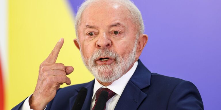 e-possivel-negociar-sem-guerra,-diz-lula-sobre-eua-e-venezuela