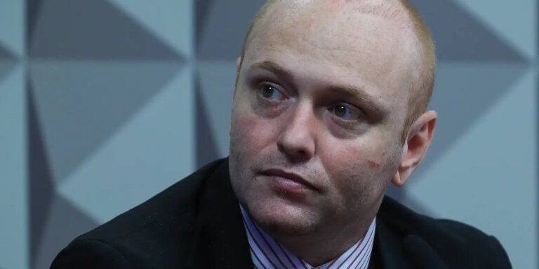 pgr-e-a-favor-de-progressao-de-regime-ao-hacker-walter-delgatti