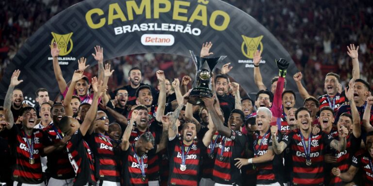Ranking da CBF: Flamengo segue líder e Corinthians sobe para segundo ranking-da-cbf:-flamengo-segue-lider-e-corinthians-sobe-para-segundo