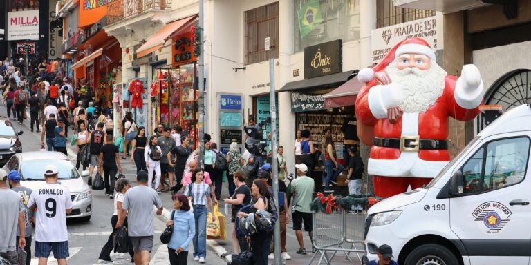 novo-salario-minimo-sera-de-r$-1.621-em-2026