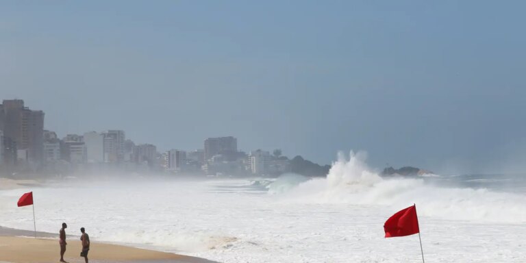 Rio tem novo alerta de ressaca neste fim de semana rio-tem-novo-alerta-de-ressaca-neste-fim-de-semana