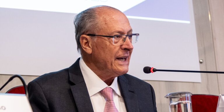Brasil mantém otimismo com acordo Mercosul–UE, diz Alckmin brasil-mantem-otimismo-com-acordo-mercosul–ue,-diz-alckmin