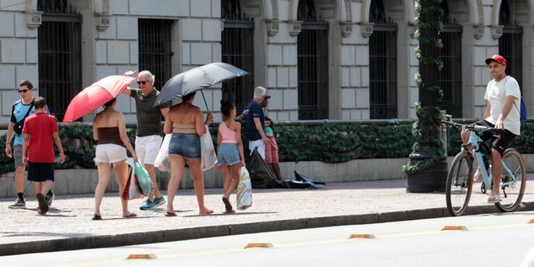 Temperatura pode chegar a 36°C no domingo em São Paulo temperatura-pode-chegar-a-36°c-no-domingo-em-sao-paulo