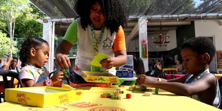 jogos-de-mesa-ganham-espaco-e-estimulam-o-desenvolvimento