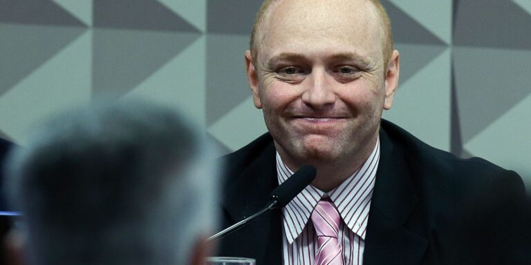 moraes-autoriza-que-delgatti,-hacker-condenado,-va-para-semiaberto