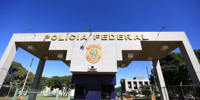 Deputado do PDT é alvo de operação da Polícia Federal deputado-do-pdt-e-alvo-de-operacao-da-policia-federal