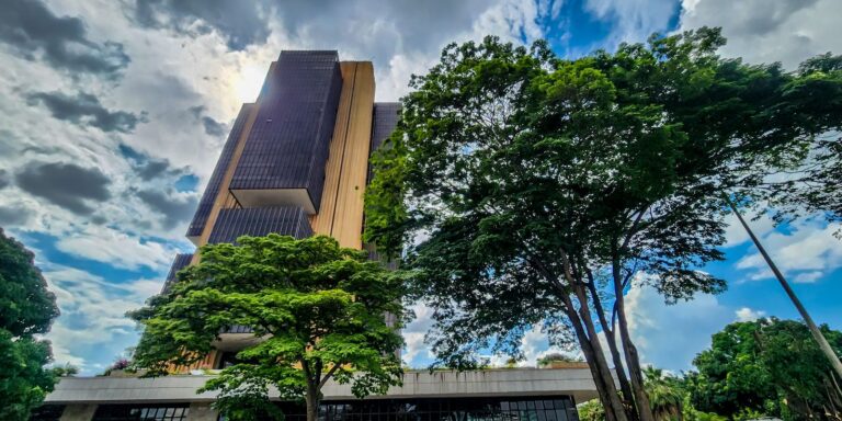 Banco Central desiste de recurso contra inspeção do TCU no caso Master banco-central-desiste-de-recurso-contra-inspecao-do-tcu-no-caso-master