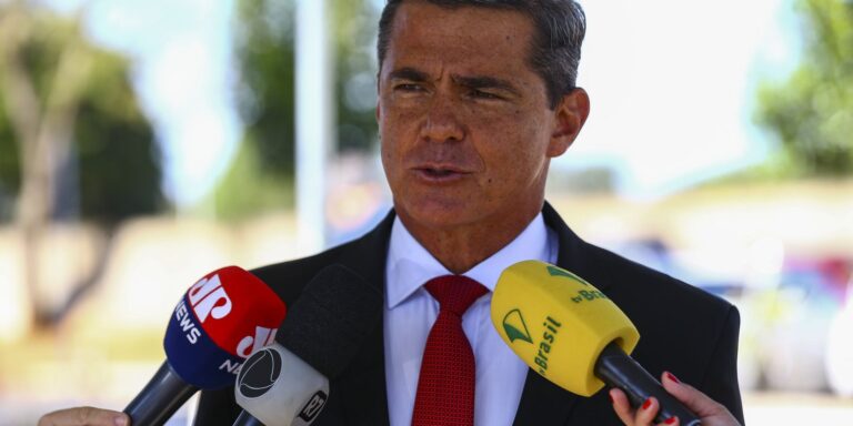 General preso por golpe vai trabalhar no Comando Militar do Planalto general-preso-por-golpe-vai-trabalhar-no-comando-militar-do-planalto