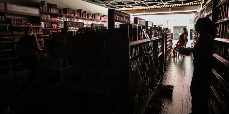 enel-e-multada-em-r$-14-milhoes-por-falhas-no-fornecimento-de-energia