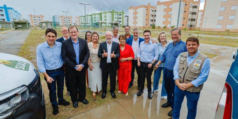Lula entrega 1.276 unidades do Minha Casa, Minha Vida no RS lula-entrega-1.276-unidades-do-minha-casa,-minha-vida-no-rs