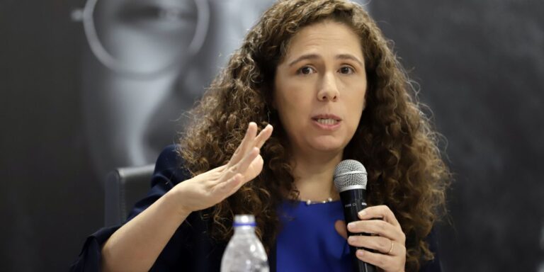 Em Davos, ministra Dweck defende diplomacia para resolver tarifas em-davos,-ministra-dweck-defende-diplomacia-para-resolver-tarifas