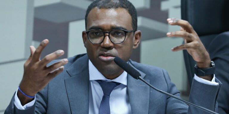 BC: diretor nega ter recomendado compra de carteiras do Master ao BRB bc:-diretor-nega-ter-recomendado-compra-de-carteiras-do-master-ao-brb