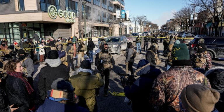 Agentes do serviço de imigração dos EUA recebem novas orientações agentes-do-servico-de-imigracao-dos-eua-recebem-novas-orientacoes