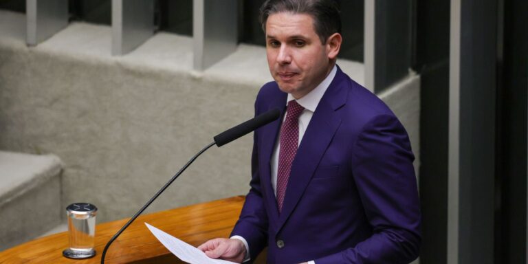 Motta promete avançar sobre escala 6×1 e trabalho por aplicativos motta-promete-avancar-sobre-escala-6×1-e-trabalho-por-aplicativos