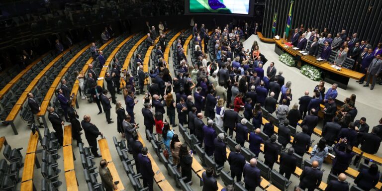 Abertura do Congresso Nacional: por carta, Lula pede fim da escala 6×1 abertura-do-congresso-nacional:-por-carta,-lula-pede-fim-da-escala-6×1